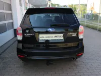 Gebraucht Subaru Forester Sport 147 PS (108 kW) 2016 Crystal black silica SUV