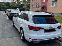 Gebraucht Audi A4 Comfort 190 PS (139 kW) 2019 Weiß Kombi