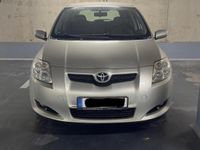 Gebraucht Toyota Auris 100 PS (73 kW) 2009 Grau Kleinwagen