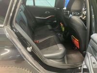 Gebraucht BMW 330e M Sport 252 PS (185 kW) 2021 Schwarz Kombi