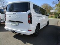 Gebraucht Ford Tourneo Titanium 136 PS (100 kW) 2025 Weiß Van / Kleinbus