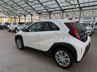 Gebraucht Toyota Aygo X Play 72 PS (52 kW) 2024 Weiß SUV