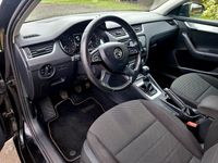 Second-hand Skoda Octavia Ambition 150 CP (110 kW) 2013 Negru Break