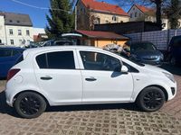 Gebraucht Opel Corsa Edition 69 PS (50 kW) 2012 Weiß Kleinwagen
