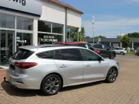 Gebraucht Ford Focus ST-Line X 125 PS (91 kW) 2023 Silber Limousine
