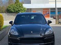 Second-hand Porsche Cayenne 245 CP (180 kW) 2011 Negru SUV