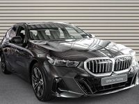 Neu BMW 530e 299 PS (219 kW) 2026 Grau Kombi