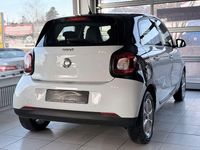 Gebraucht Smart ForFour Passion 71 PS (52 kW) 2016 Weiß Kleinwagen
