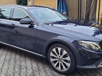 Gebraucht Mercedes E350 258 PS (189 kW) 2018 Blau Kombi