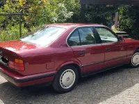 Gebraucht BMW 520 150 PS (110 kW) 1992 Rot Limousine