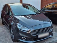 Gebraucht Ford S-MAX Titanium 190 PS (139 kW) 2019 Grau Van / Kleinbus