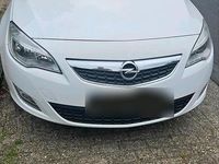 Gebraucht Opel Astra Design Edition 87 PS (63 kW) 2011 Weiß Limousine