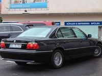 Gebraucht BMW 750L 326 PS (239 kW) 1995 Schwarz Limousine