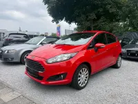 Gebraucht Ford Fiesta Trend 80 PS (58 kW) 2013 Rot Kleinwagen