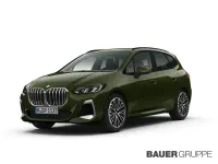 Gebraucht BMW 220 Active Tourer M Sport 170 PS (125 kW) 2022 Gruen Van / Kleinbus