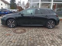 Neu Toyota Corolla 140 PS (102 kW) 2025 Schwarz Limousine