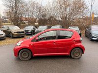 Gebraucht Toyota Aygo 68 PS (50 kW) 2011 Rot Kleinwagen