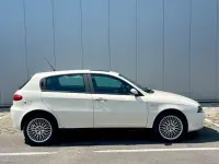 Gebraucht Alfa Romeo 147 120 PS (88 kW) 2008 Weiß Kleinwagen