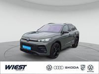 Gebraucht VW Tiguan R-line 193 PS (141 kW) 2024 Cipressinogrün metallic SUV