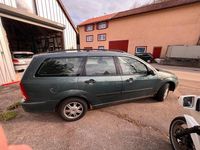 Gebraucht Ford Focus 100 PS (73 kW) 2002 Grün Kombi