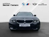Gebraucht BMW 318 Advantage 150 PS (110 kW) 2022 Schwarz Limousine