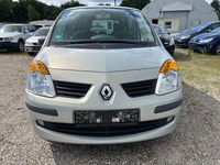 Second-hand Renault Modus 75 CP (55 kW) 2006 Argintiu Monovolum