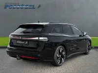Gebraucht VW ID.7 GTX 250 kW (340 PS) 2025 Grenadillschwarz metallic (metallic) Kombi