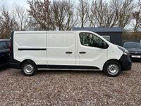 Gebraucht Opel Vivaro 116 PS (85 kW) 2016 Weiß Van / Kleinbus