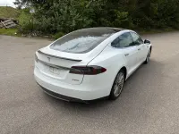 Used Tesla Model S Performance 309 kW (421 HP) 2015 Hatchback