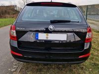 Gebraucht Skoda Octavia Elegance 140 PS (102 kW) 2014 Schwarz Kleinwagen