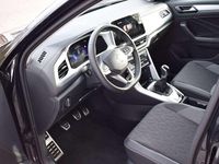 Gebraucht VW T-Roc 116 PS (85 kW) 2025 Deep black perleffekt SUV