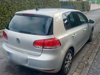 Gebraucht VW Golf VII 122 PS (89 kW) 2012 Gold Limousine