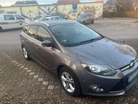 Gebraucht Ford Focus Champions Edition 150 PS (110 kW) 2012 Kombi