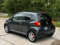 Gebraucht Toyota Aygo 68 PS (50 kW) 2008 Grau Kleinwagen