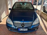 Gebraucht Mercedes A150 95 PS (69 kW) 2009 Blau Limousine