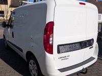 Gebraucht Fiat Doblò 95 PS (69 kW) 2018 Weiß Van / Kleinbus