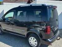 Usado VW Caddy 150 HP (110 kW) 2016 Preto Monovolume