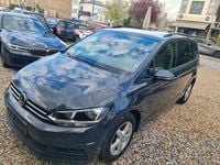 Gebraucht VW Touran 116 PS (85 kW) 2018 Grau Van / Kleinbus