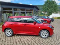 Gebraucht Suzuki Swift Comfort 83 PS (61 kW) 2025 Rot Kleinwagen