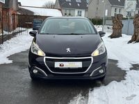 Gebraucht Peugeot 208 Active 82 PS (60 kW) 2016 Blau Kleinwagen
