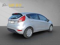 Gebraucht Ford Fiesta Trend 101 PS (74 kW) 2014 Polarsilber Limousine