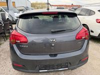 Gebraucht Kia Ceed Platinum Edition 128 PS (94 kW) 2015 Grau Kleinwagen