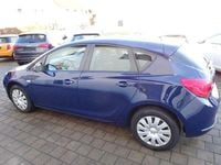 Gebraucht Opel Astra 130 PS (95 kW) 2014 Blau Limousine