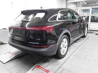 Gebraucht Audi e-tron Basis 230 kW (313 PS) 2022 Schwarz SUV