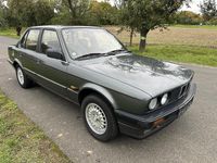 Gebraucht BMW 316 102 PS (75 kW) 1988 Grau Limousine