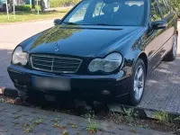 Gebraucht Mercedes C180 143 PS (105 kW) 2002 Schwarz Kombi