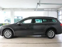 Gebraucht VW Passat Business 150 PS (110 kW) 2023 Grau Kombi