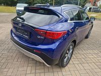 Gebraucht Infiniti QX30 170 PS (125 kW) 2016 Blau SUV