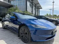 Usado Tesla Model 3 RWD 208 kW (283 HP) 2025 Azul Sedan