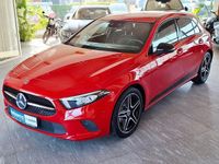 Gebraucht Mercedes A180 136 PS (100 kW) 2019 Rot Limousine